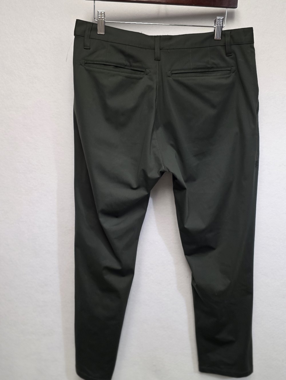 RHONE Slim Fit Pant Mens Size 34 With 4-way Stretch Wrinkle Resistant - Picture 13 of 13